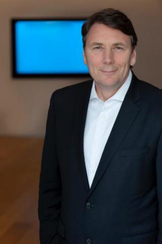David Thodey, Chair of the APS Review Panel